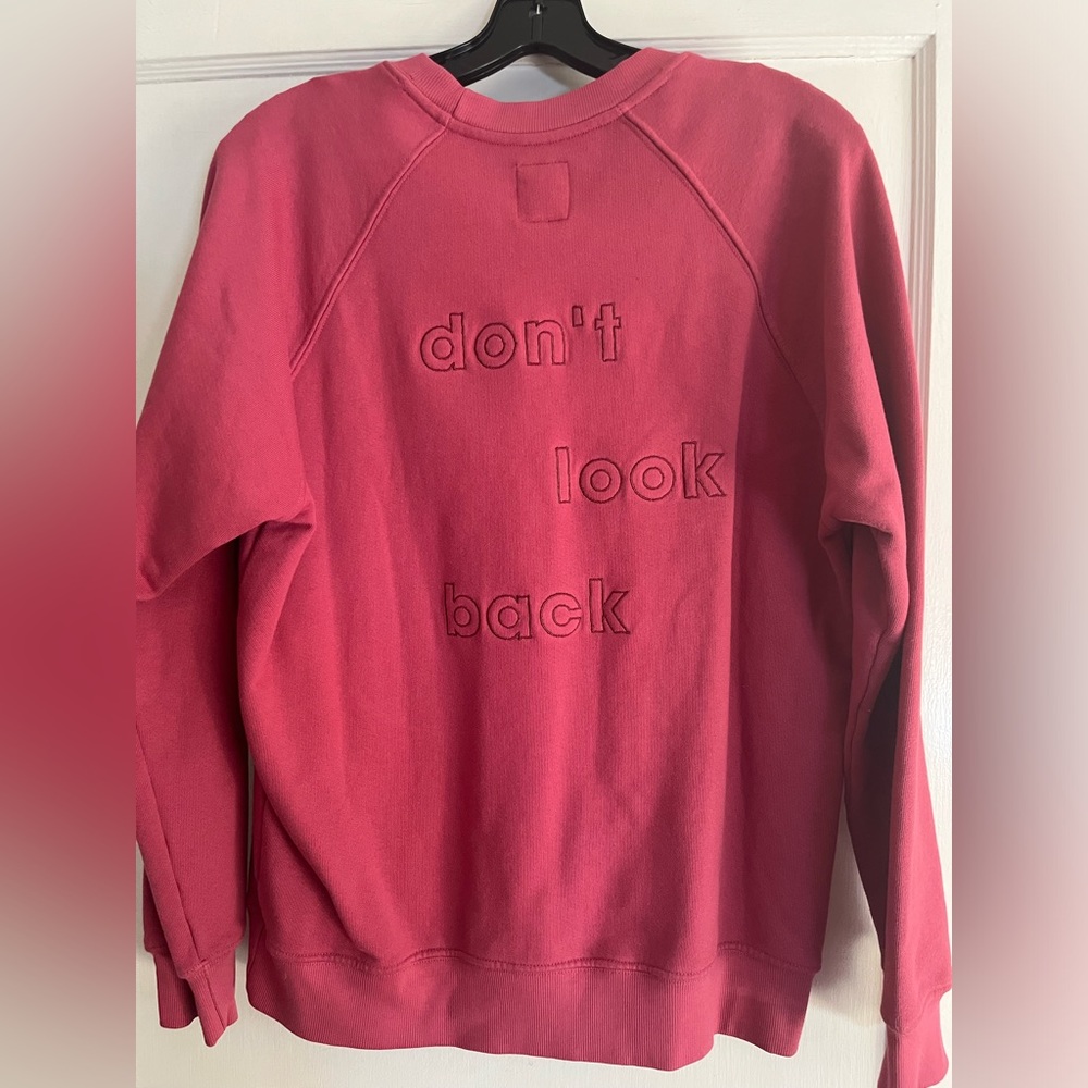 NWOT Sold Out NYC sweatshirt “Don’t Look Back”